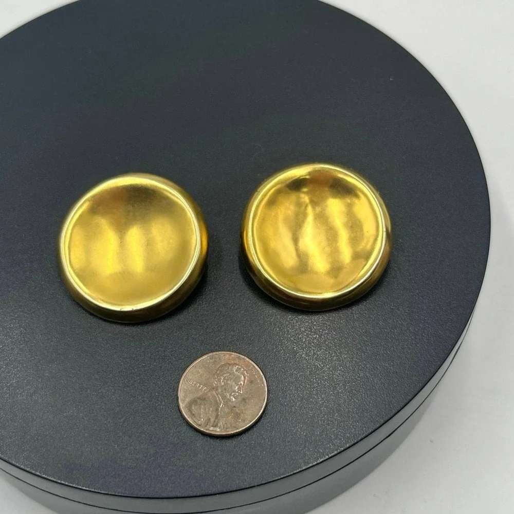 Robert Lee Morris RLM Signed Vintage Gold Tone Round Dome Clip-On Earrings